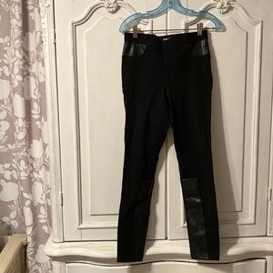 DKNY small black and vegan leather leggings